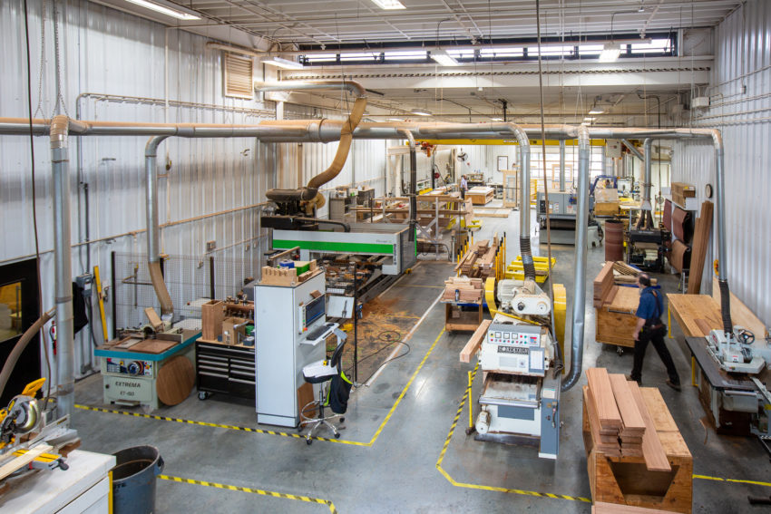 vintage-millwork-restoration-shop-2 vintage-millwork-restoration-shop-2